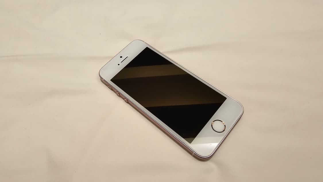 [순정정품] 아이폰 SE1 128GB 배터리신품 무음카메라 해외판 로골 상품이미지2