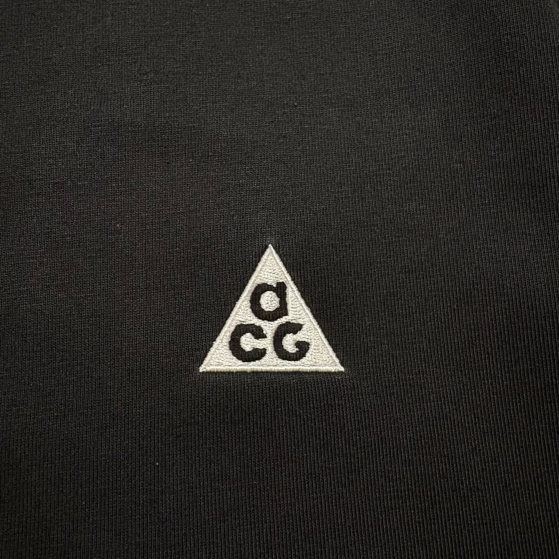 나이키 ACG 반팔티 상품이미지3