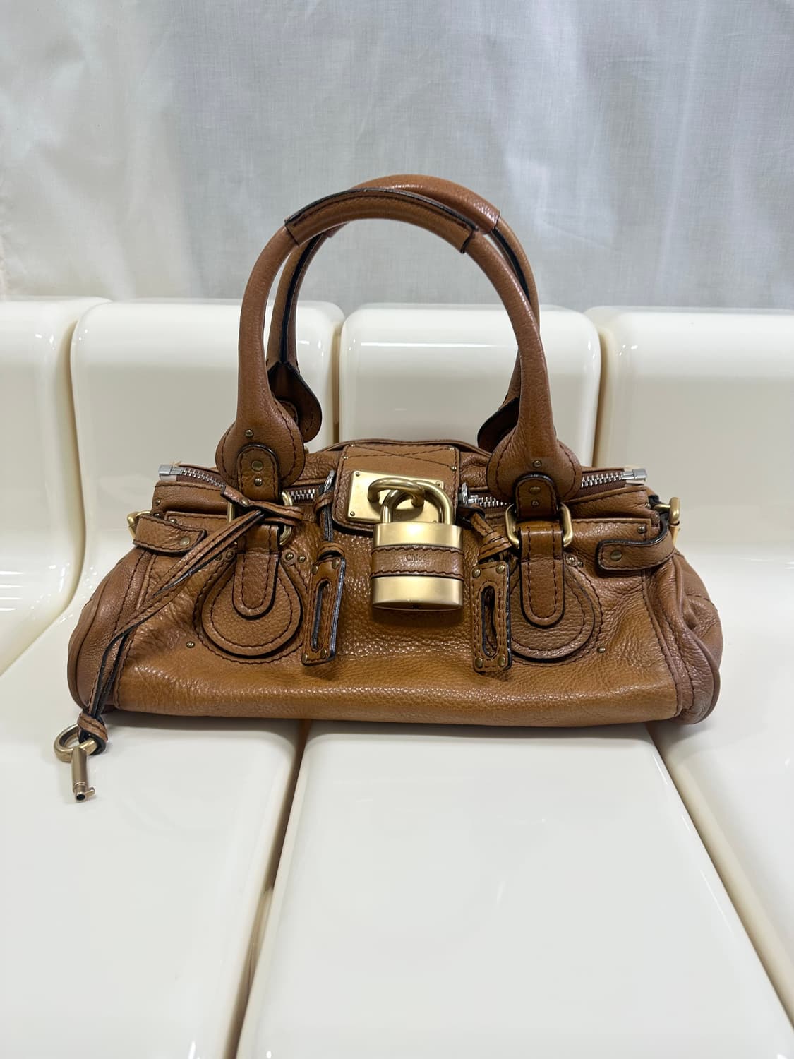 [A 정품] 끌로에 패딩턴백 카라멜 브라운 상품이미지1