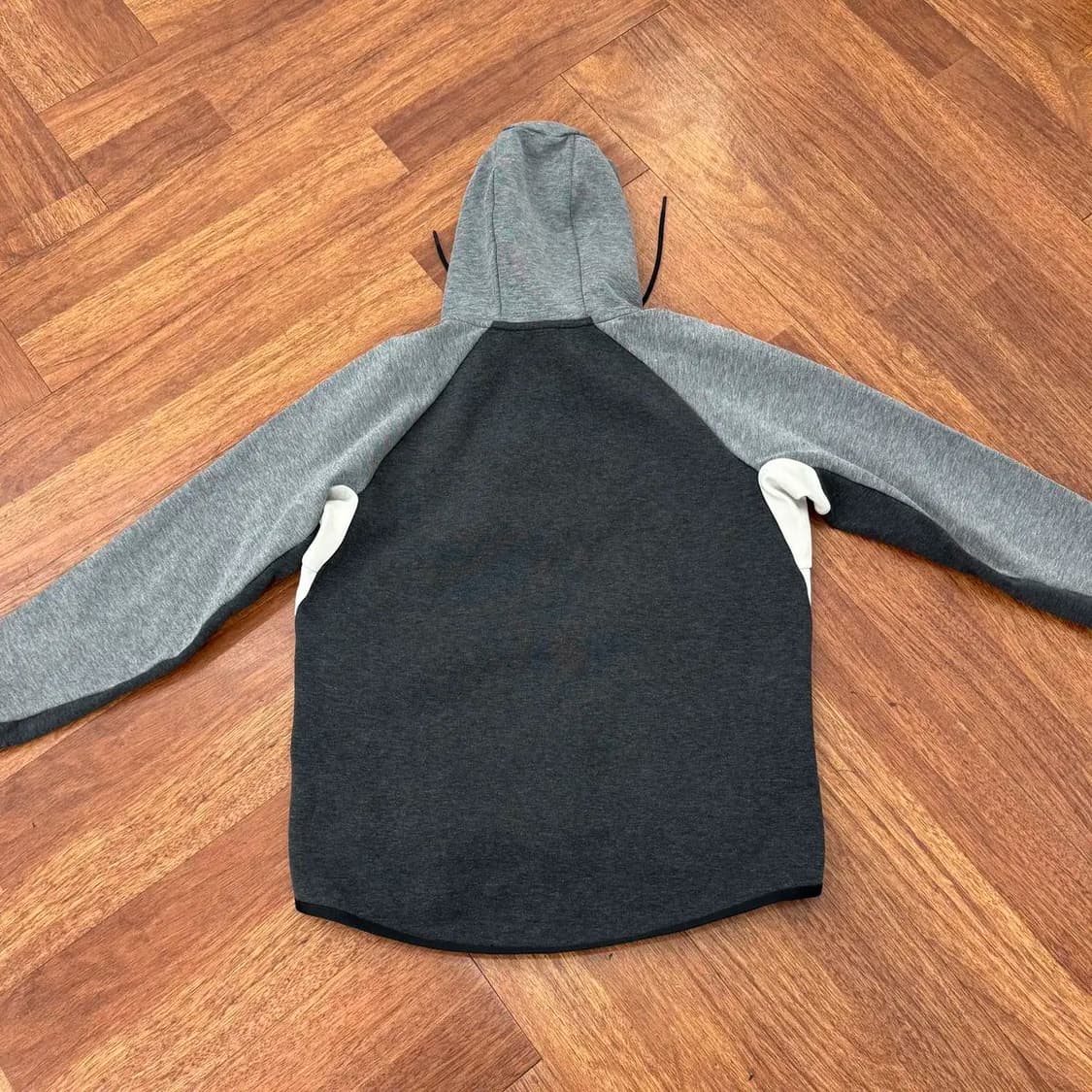 XL 나이키 테크팩 후드 집업  상품이미지2