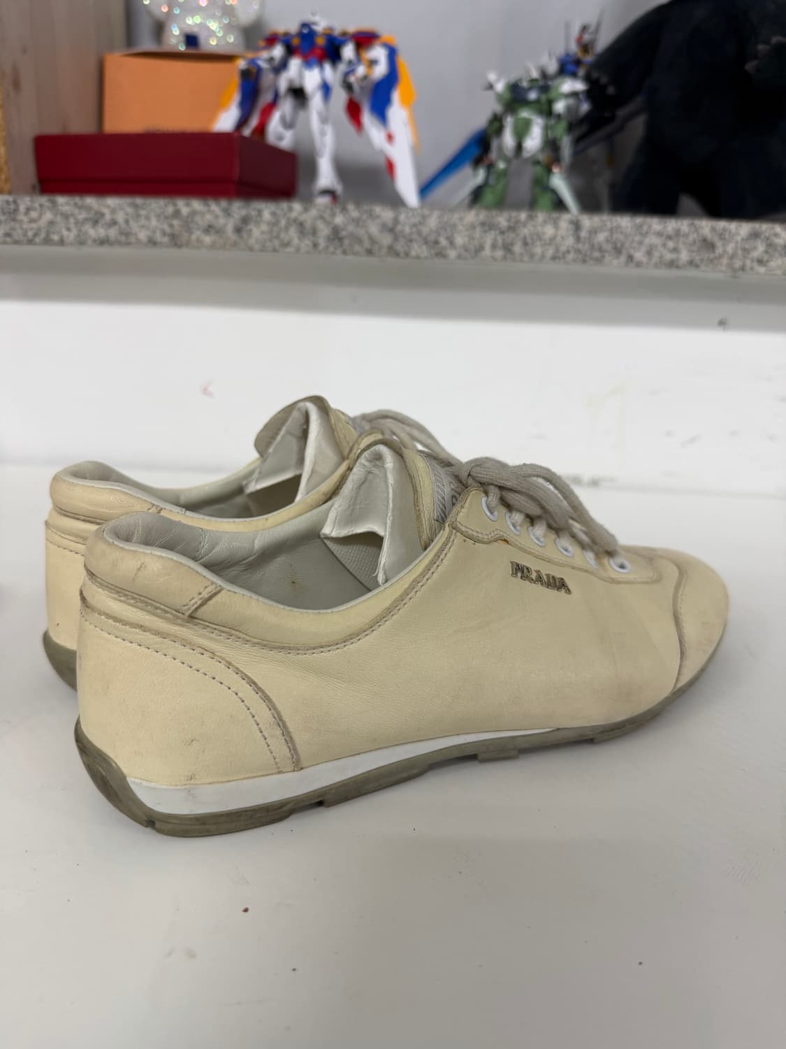 정품) 프라다 여성 아이보리 스니커즈 36 상품이미지5