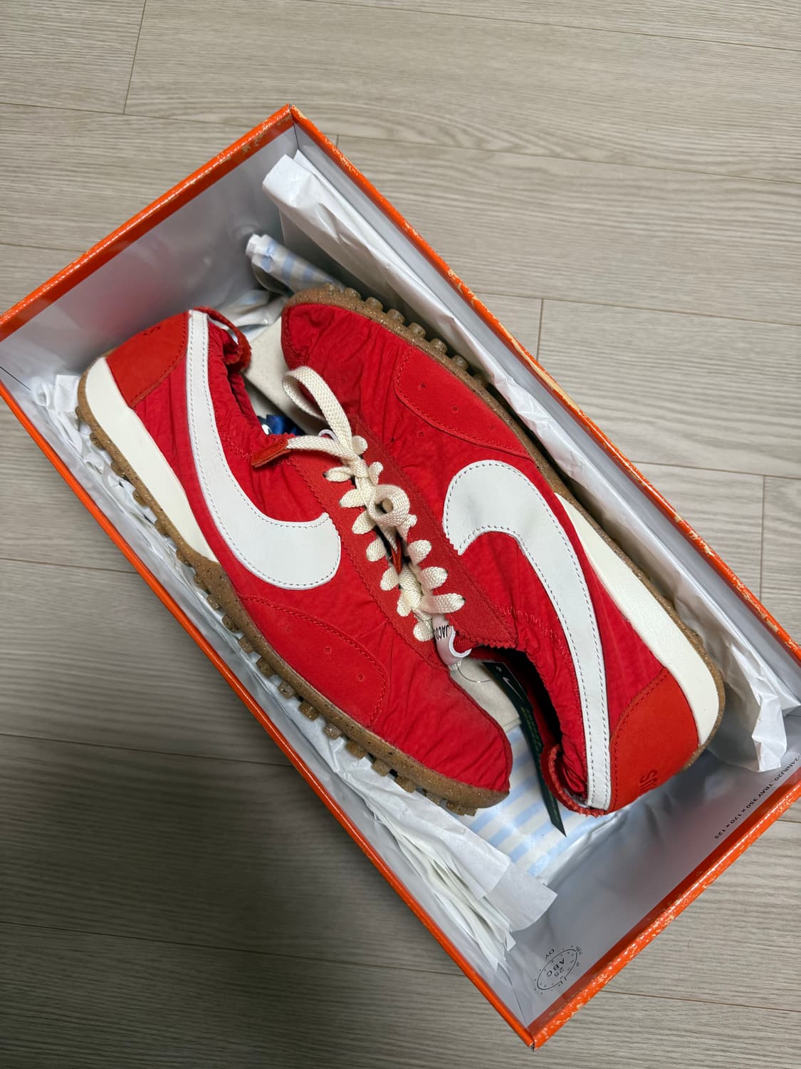 [285] 나이키 자크뮈스 문 슈 레드 상품이미지1