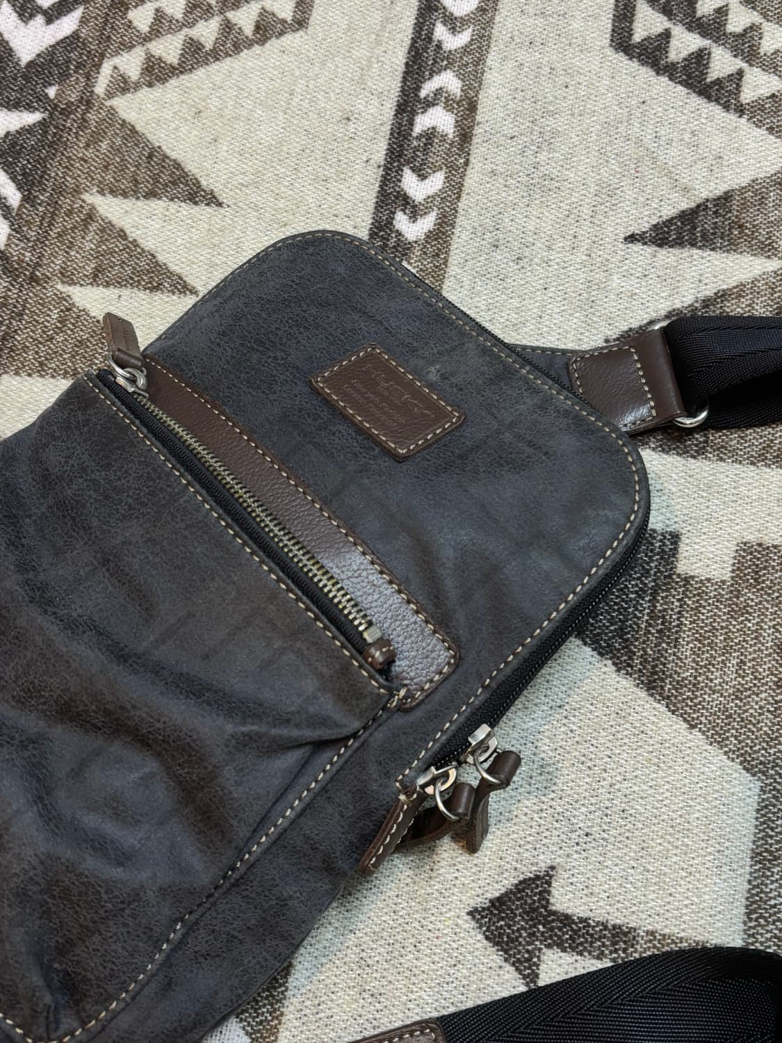 허스키 뉴욕 슬링백 상품이미지3