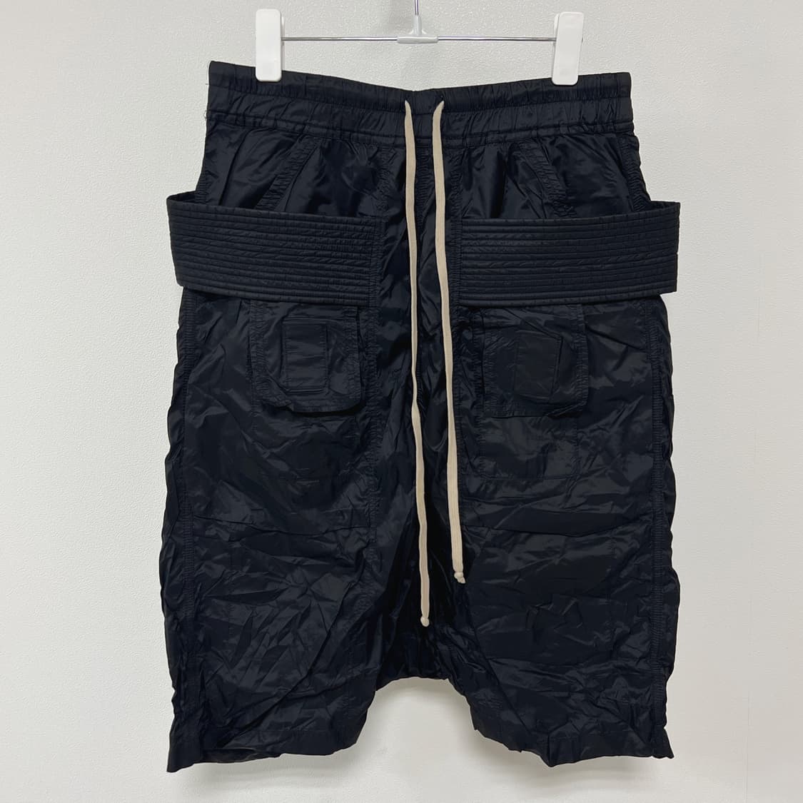릭오웬스 17SS 다크쉐도우 나일론 태권도 카고 쇼츠 블랙 상품이미지2