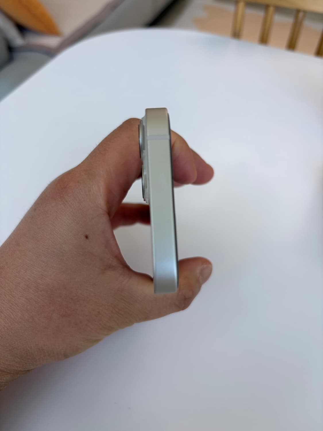 애플 아이폰13미니 스타라이트 화이트 256G 상품이미지4