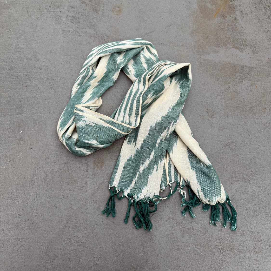 빈티지 프린지 하트 나염 스카프 상품이미지2