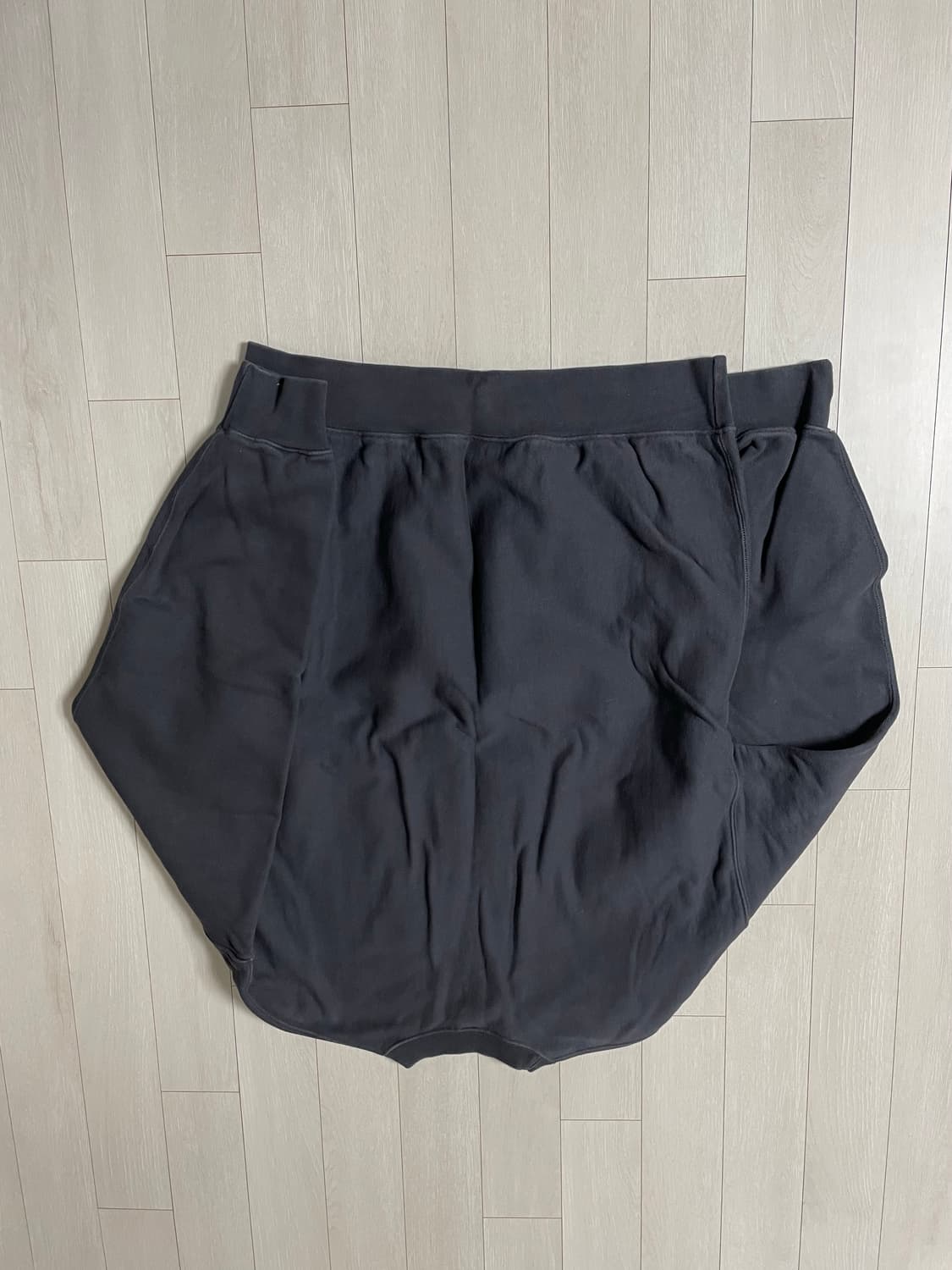 아웃스탠딩 스웻셔츠 L 상품이미지2