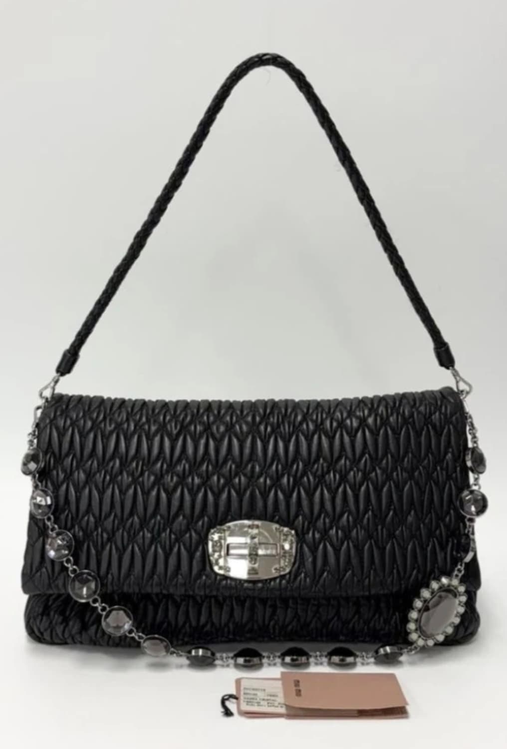 미우미우 아이코닉 나파 크리스탈 숄더백 상품이미지1