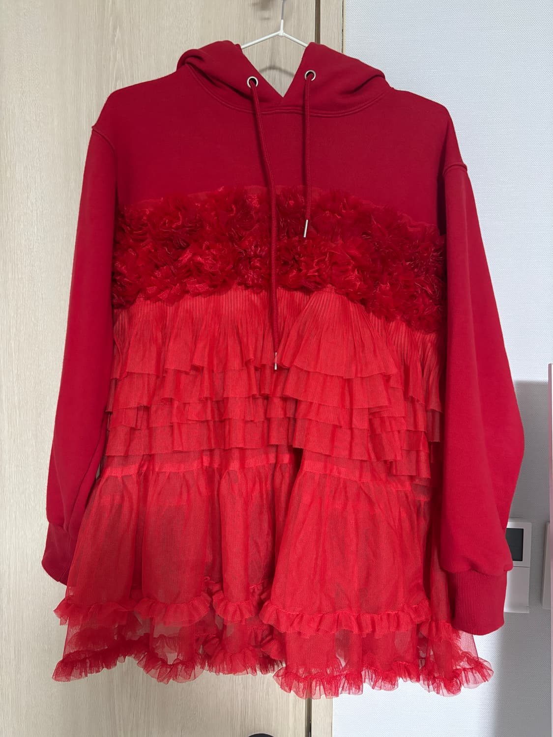 생긴스튜디오 로즈 심포니 후디 레드 상품이미지3