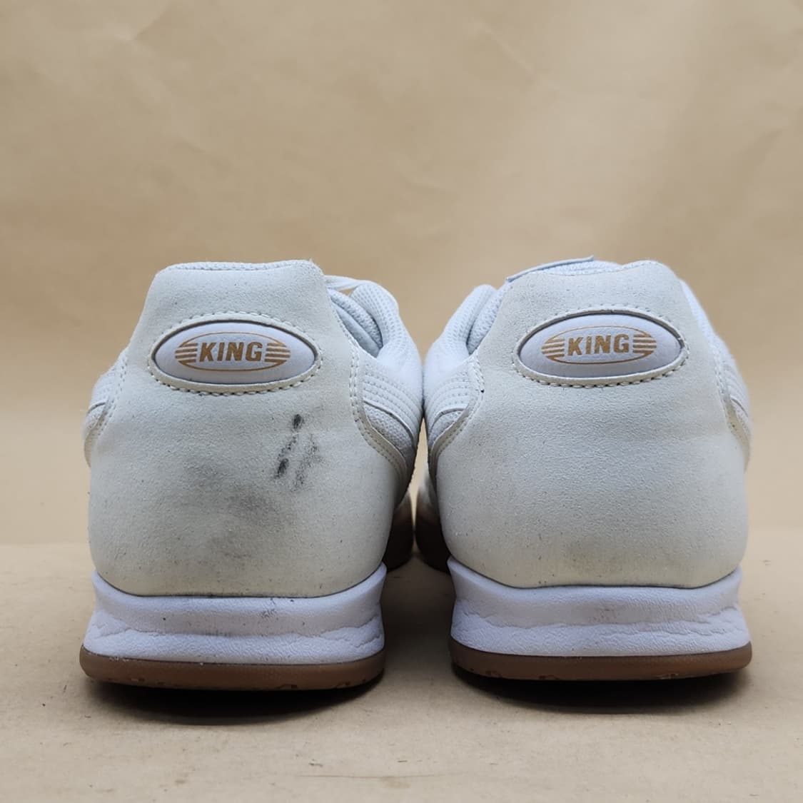 푸마 킹탑 실내용 축구화 300 상품이미지4