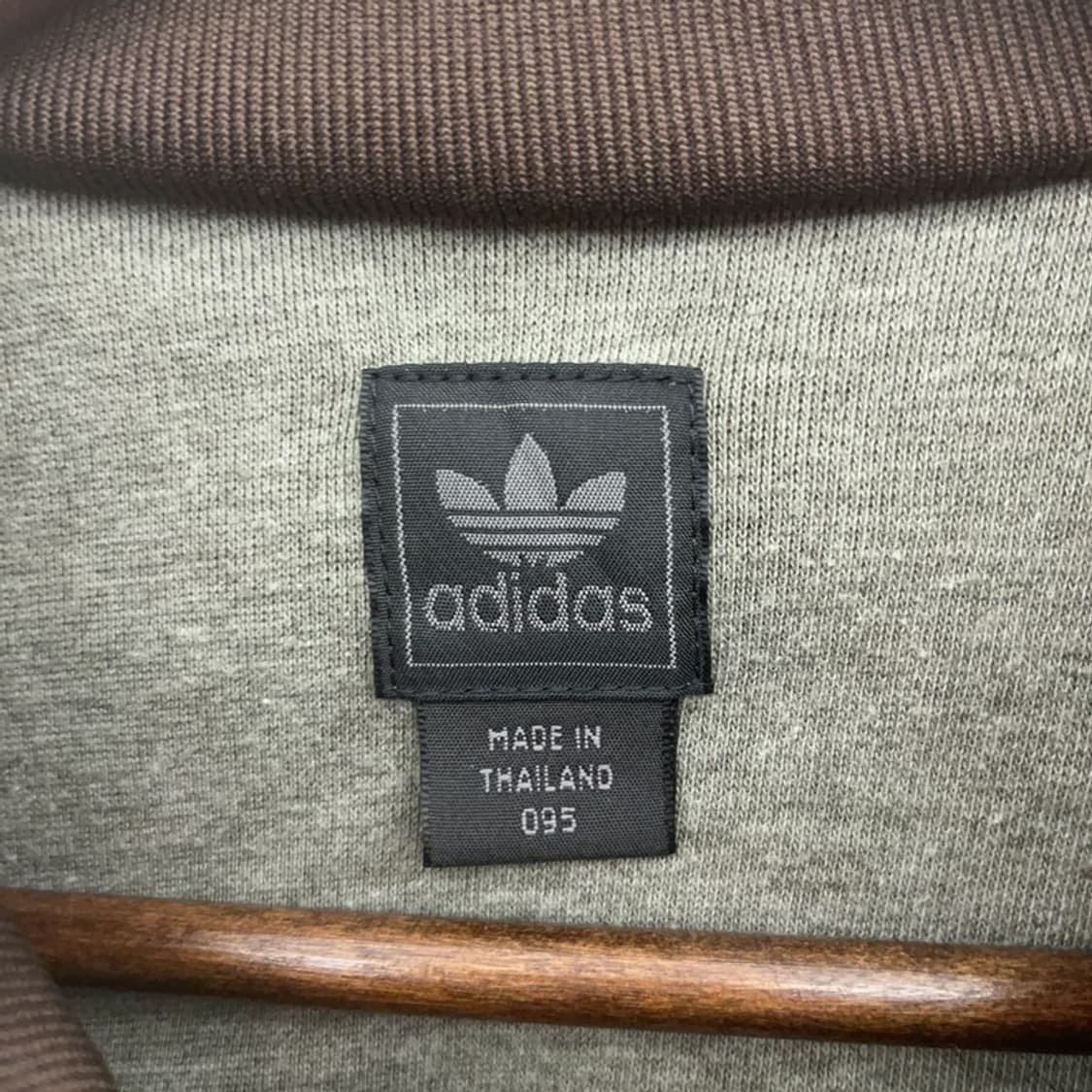 아디다스 Y2K 올드스쿨 팹믹스 카키초코 바람막이 자켓 95 C07879 상품이미지5