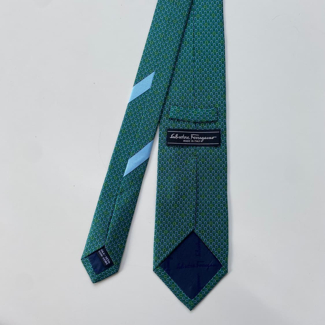 새상품급 신형 페레가모(Ferragamo) 모노그램 정품넥타이7.8cm 상품이미지3
