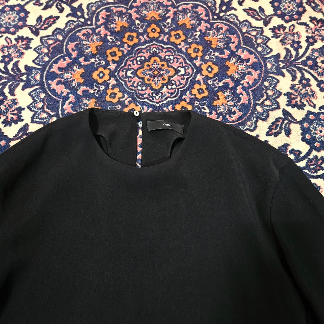 오르(ORR) 블랙 트임 블라우스 S 상품이미지3