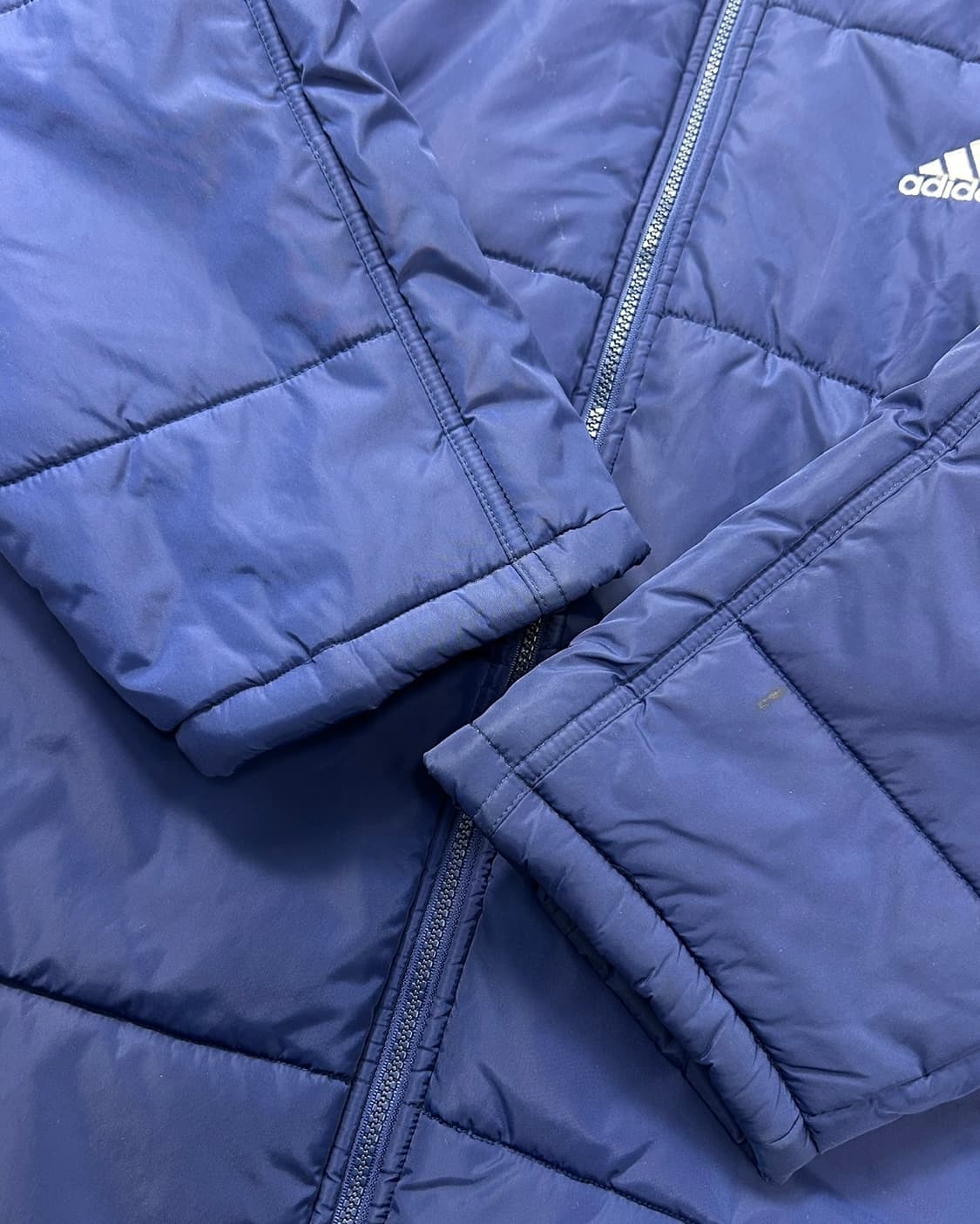 아디다스 올드스쿨 네이비 패딩 점퍼  상품이미지4