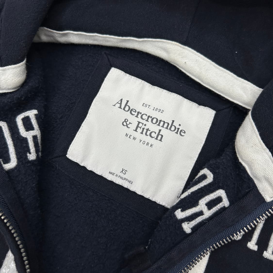아베크롬비 여성 딱붙핏 후드집업 xs 상품이미지3