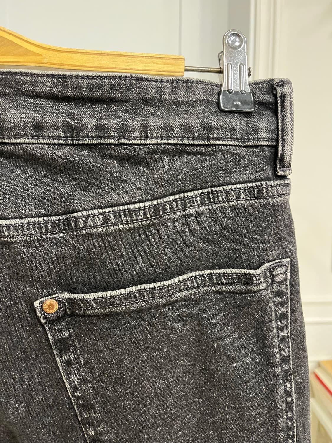 H&M 블랙 데님 팬츠 상품이미지4