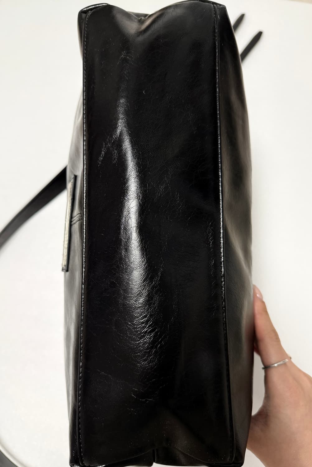 🖤 마뗑킴 정품 블랙 레더 숄더백 🖤 상품이미지4