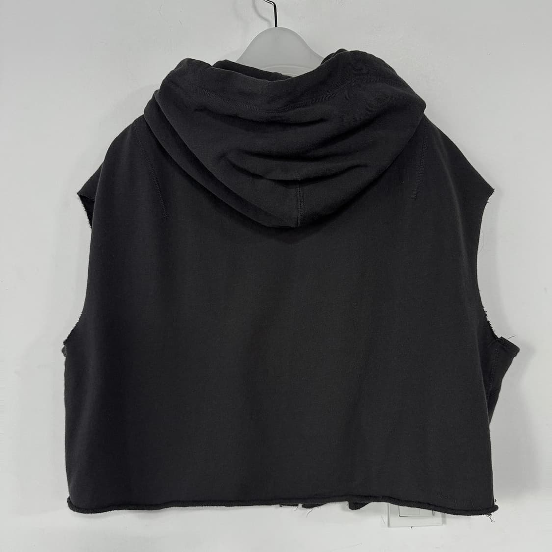 비이커 22 크롭 후드 집업 상품이미지4