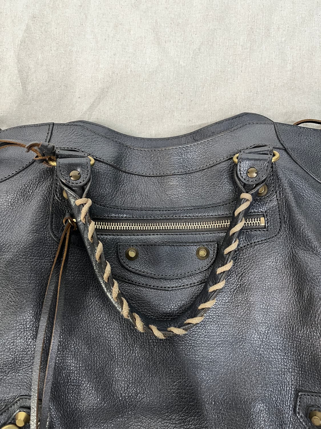 발렌시아가 모터백 상품이미지2