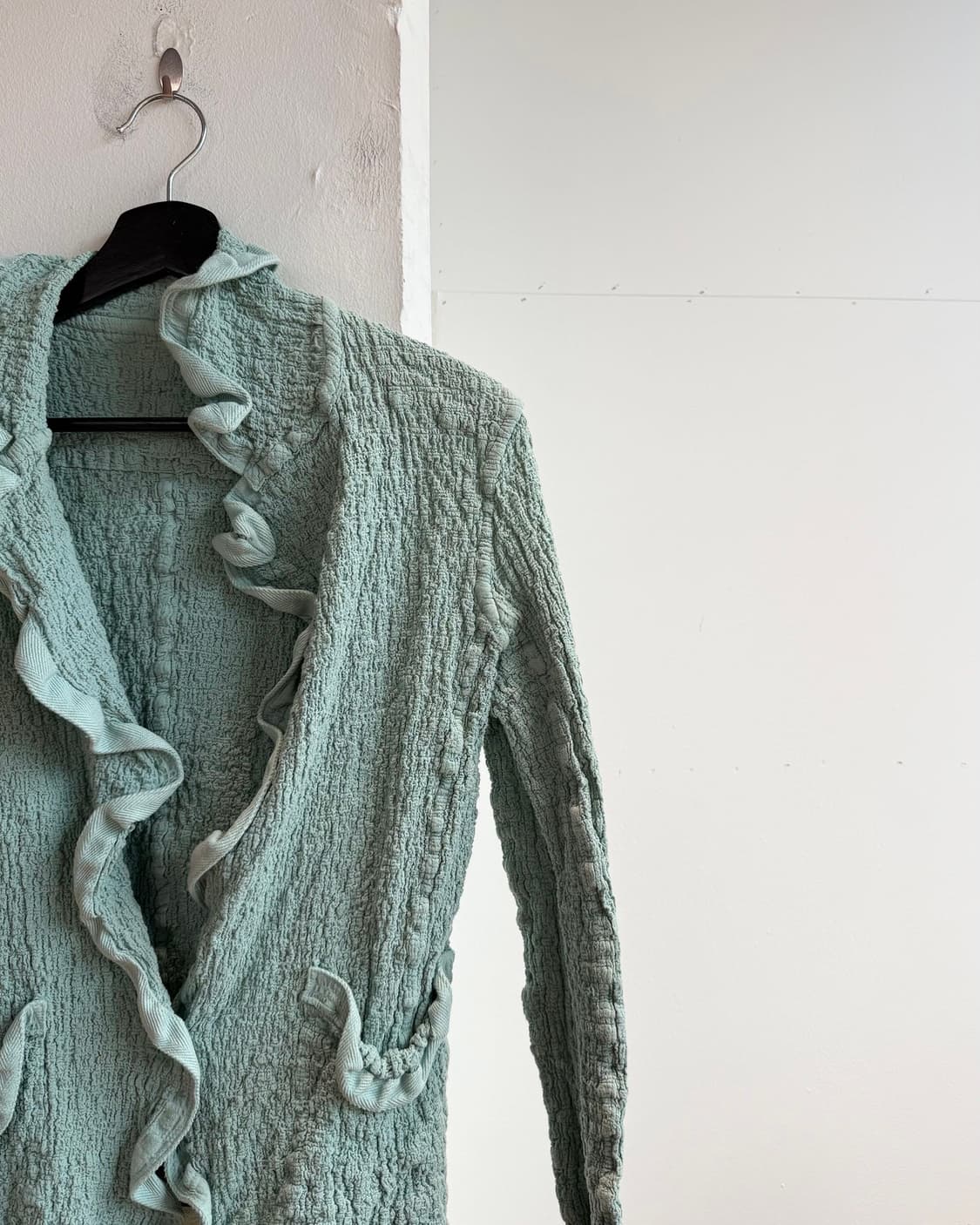 이세이미야케 미 그린 러플 가디건  상품이미지5