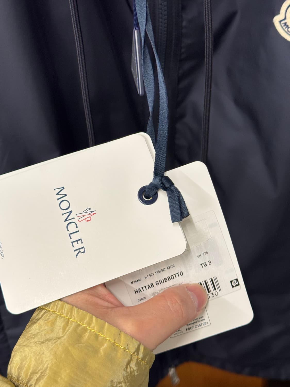 몽클레어 하타브 후드점퍼 새상품 상품이미지3