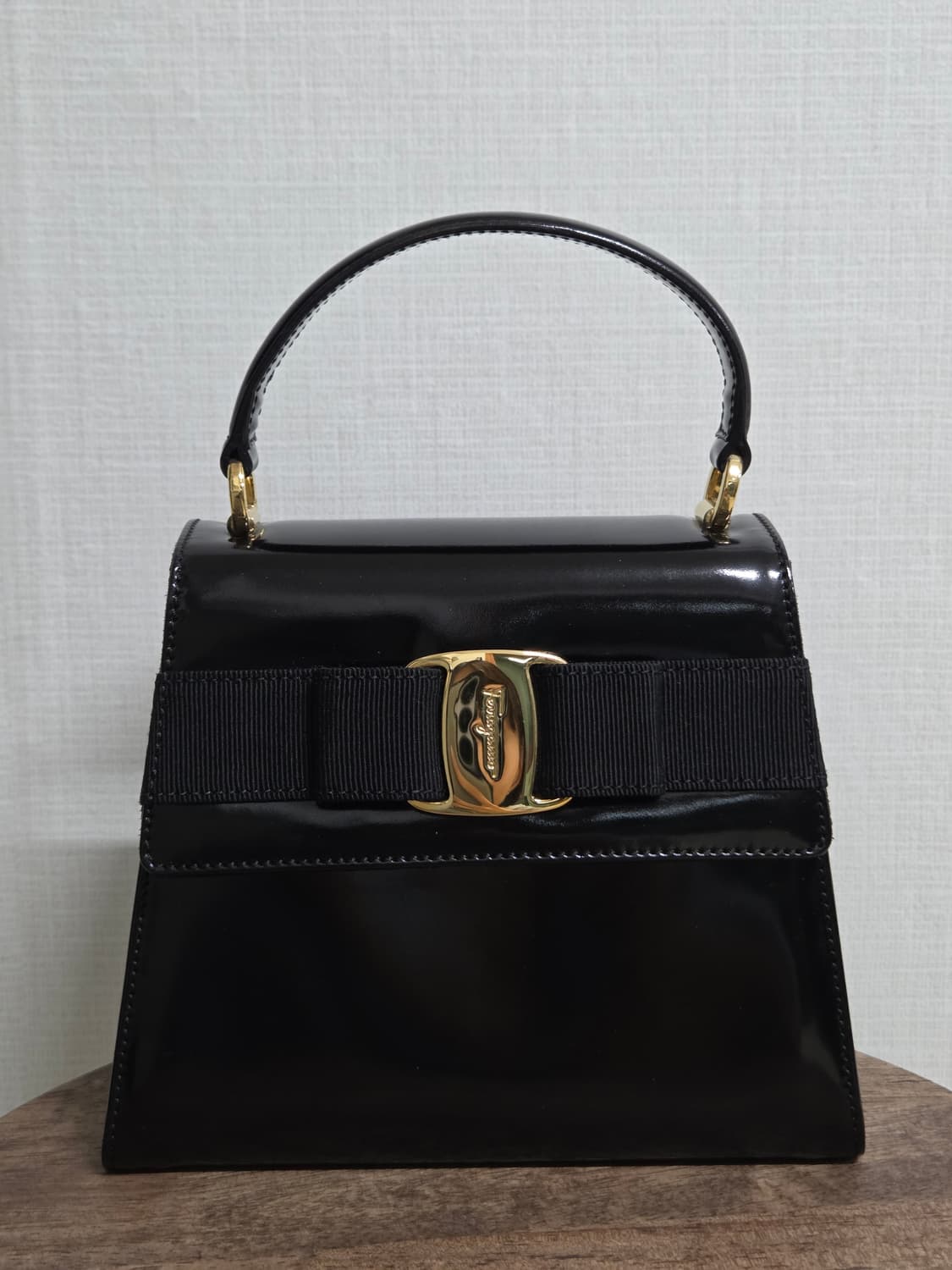 살바토레 페라가모 빈티지 바라 보우 탑핸들 백 (정품) 상품이미지1