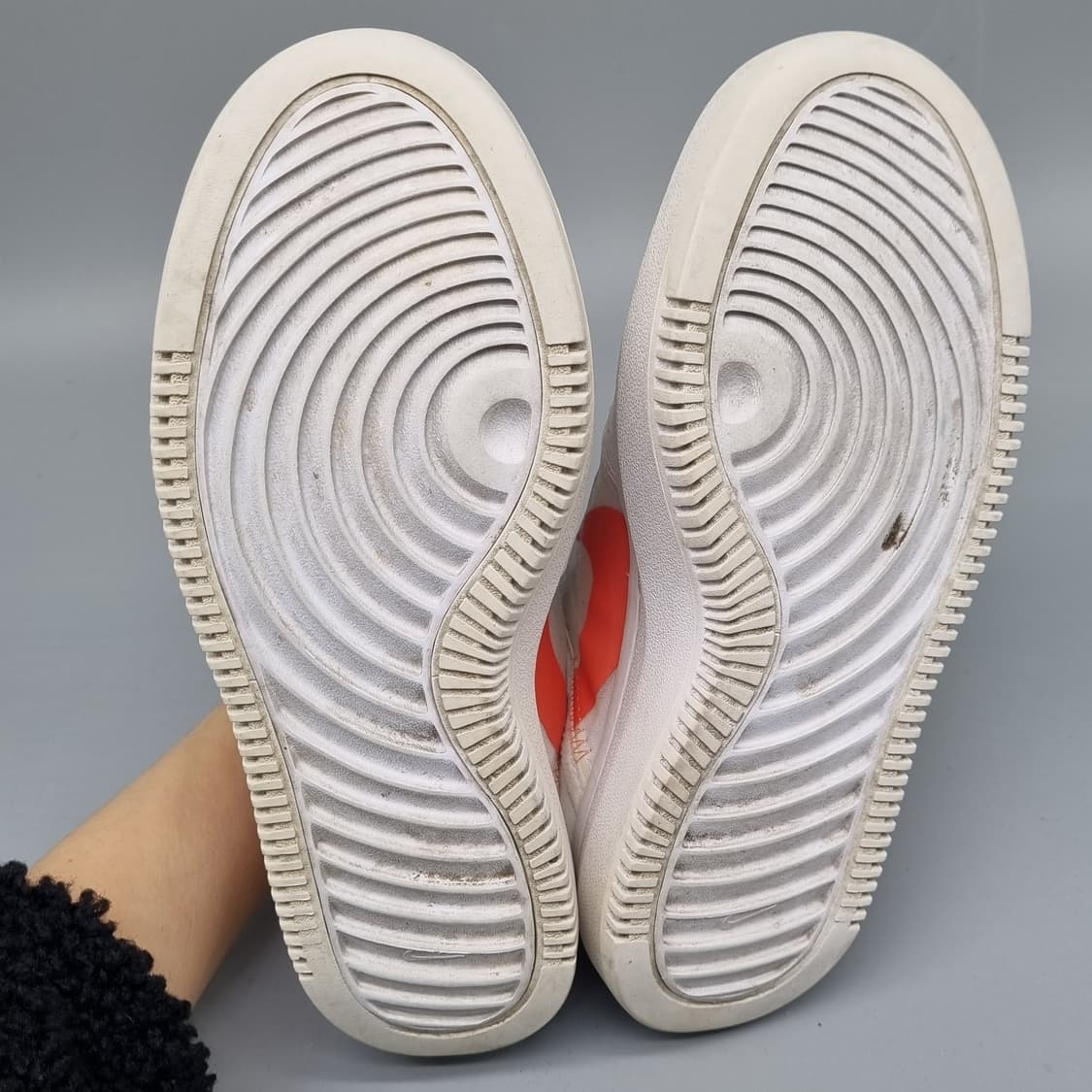 나이키 코트비전 알타 여성운동화230  상품이미지3