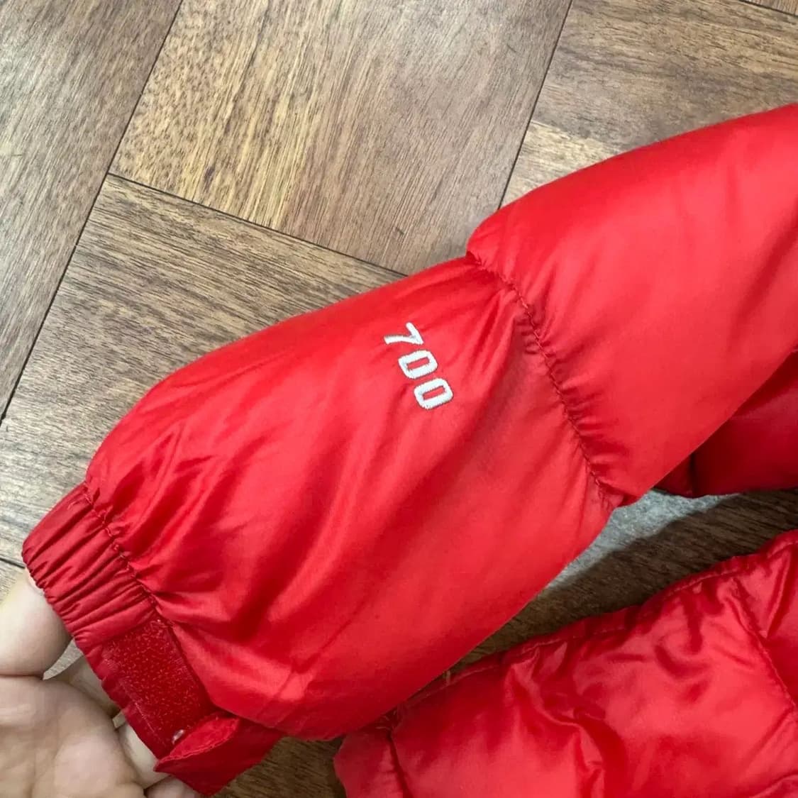 90(95) 노스페이스 눕시 700 검/빨 패딩 자켓  상품이미지5