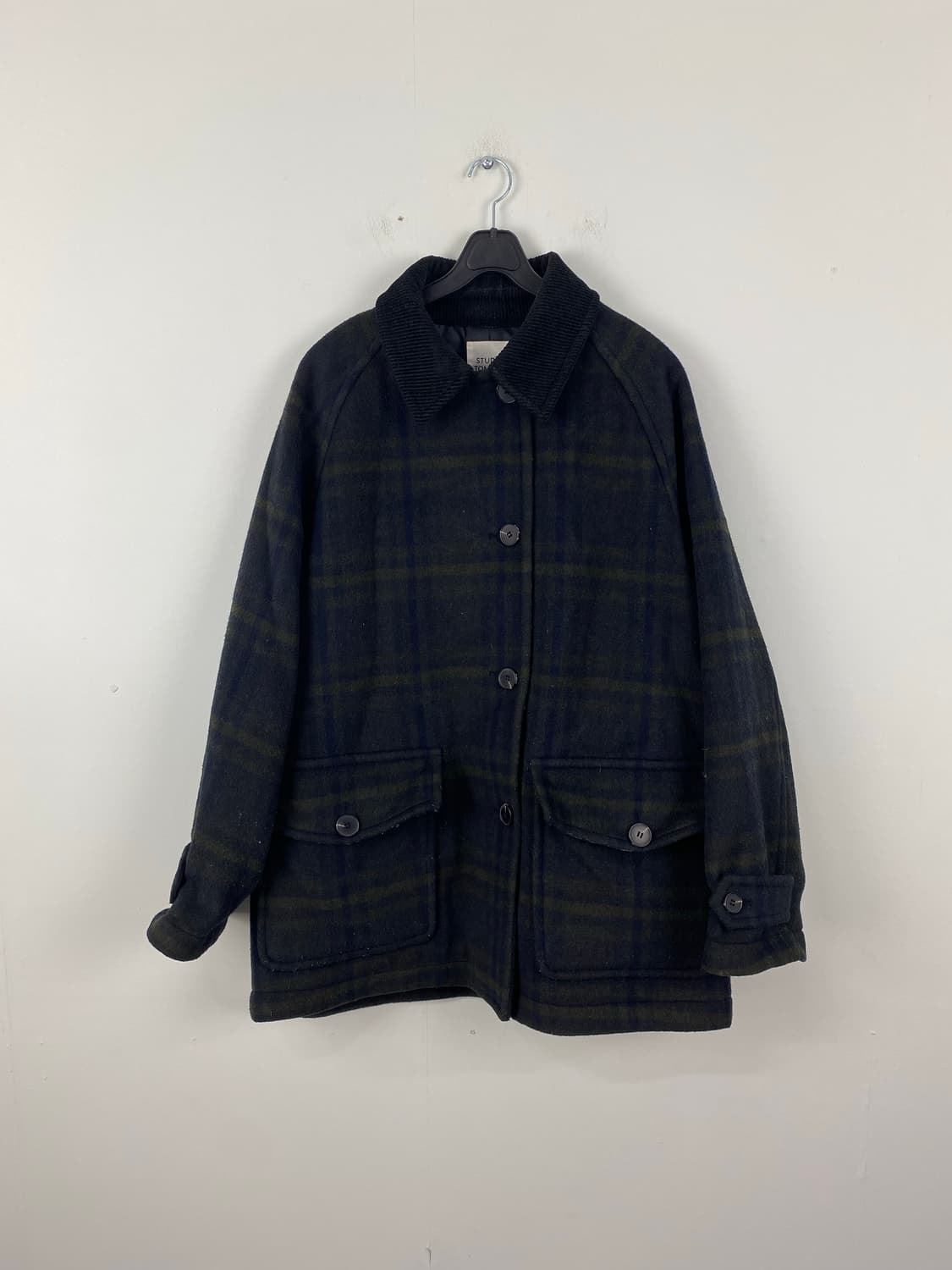 스튜디오 톰보이 블랙와치 체크 울 숏코트 상품이미지1