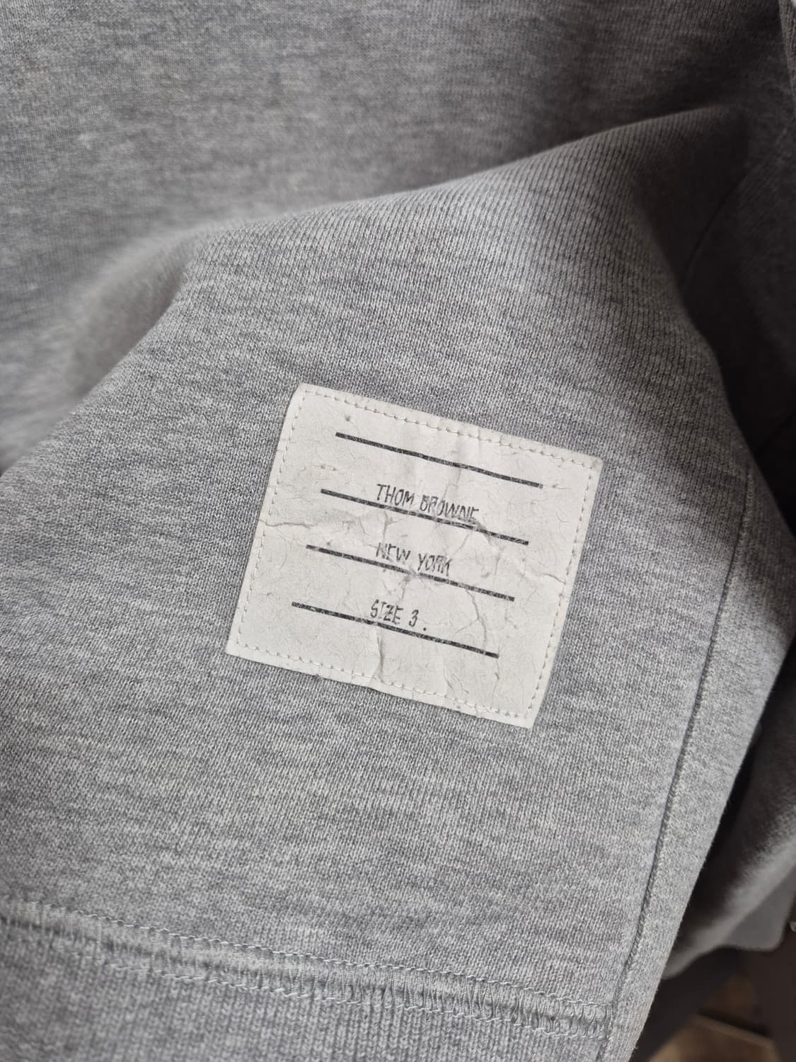 정품 톰브라운 맨투맨 3 사이즈 95-100 그레이 상품이미지9