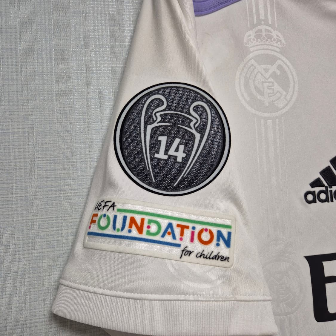 22/23 레알 벤제마 M 상품이미지4