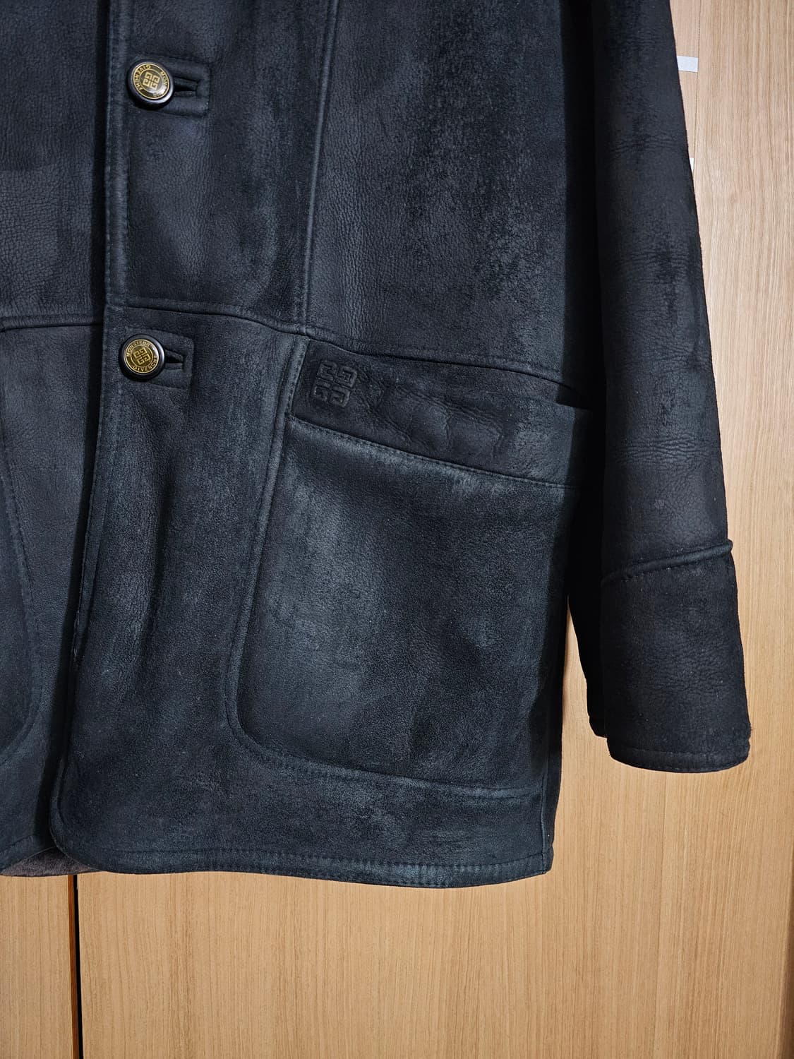 지방시 무스탕 무톤 코트 상품이미지6