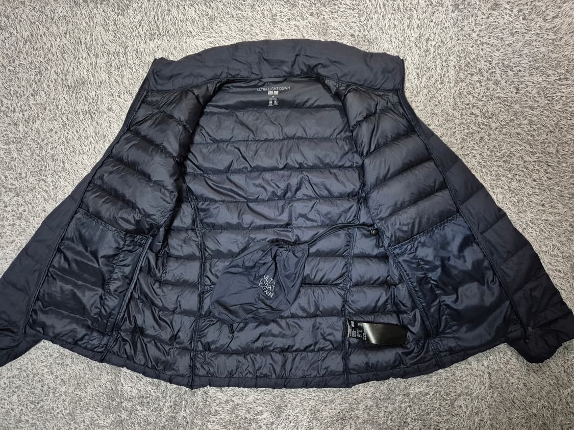 유니클로 여성 경량 다운 패딩 M 상품이미지6