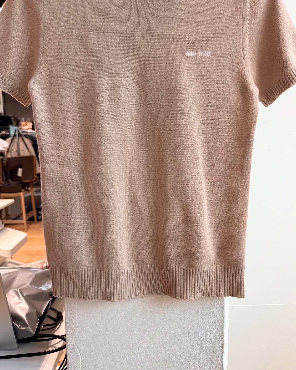 미우미우 베이지 로고 인타르시아 캐시미어 하프니트  상품이미지6