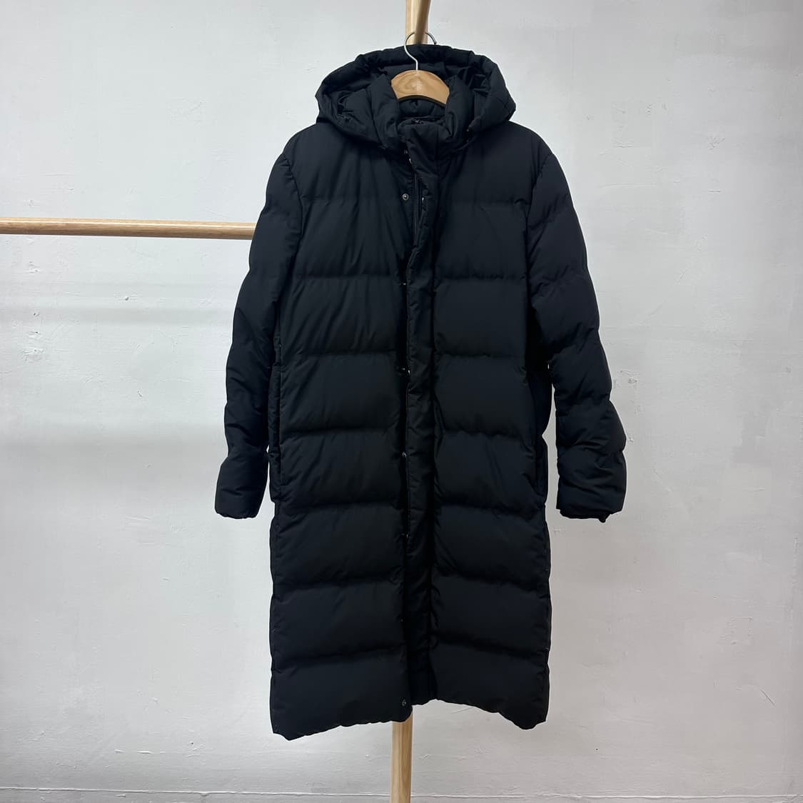 UNIQLO 유니클로 블랙 다운 롱패딩 점퍼 L사이즈 J26 상품이미지1