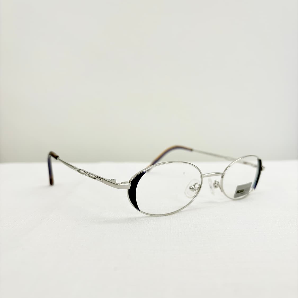 MICHIKO LONDON 미치코런던 실버 오벌 메탈테 상품이미지3