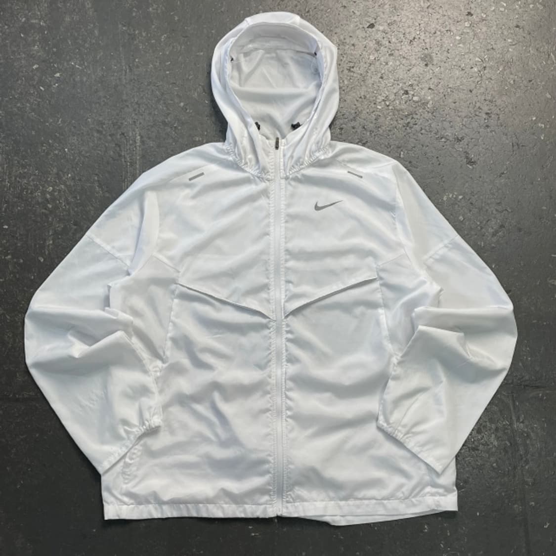 105 나이키 러닝 바람막이  상품이미지1