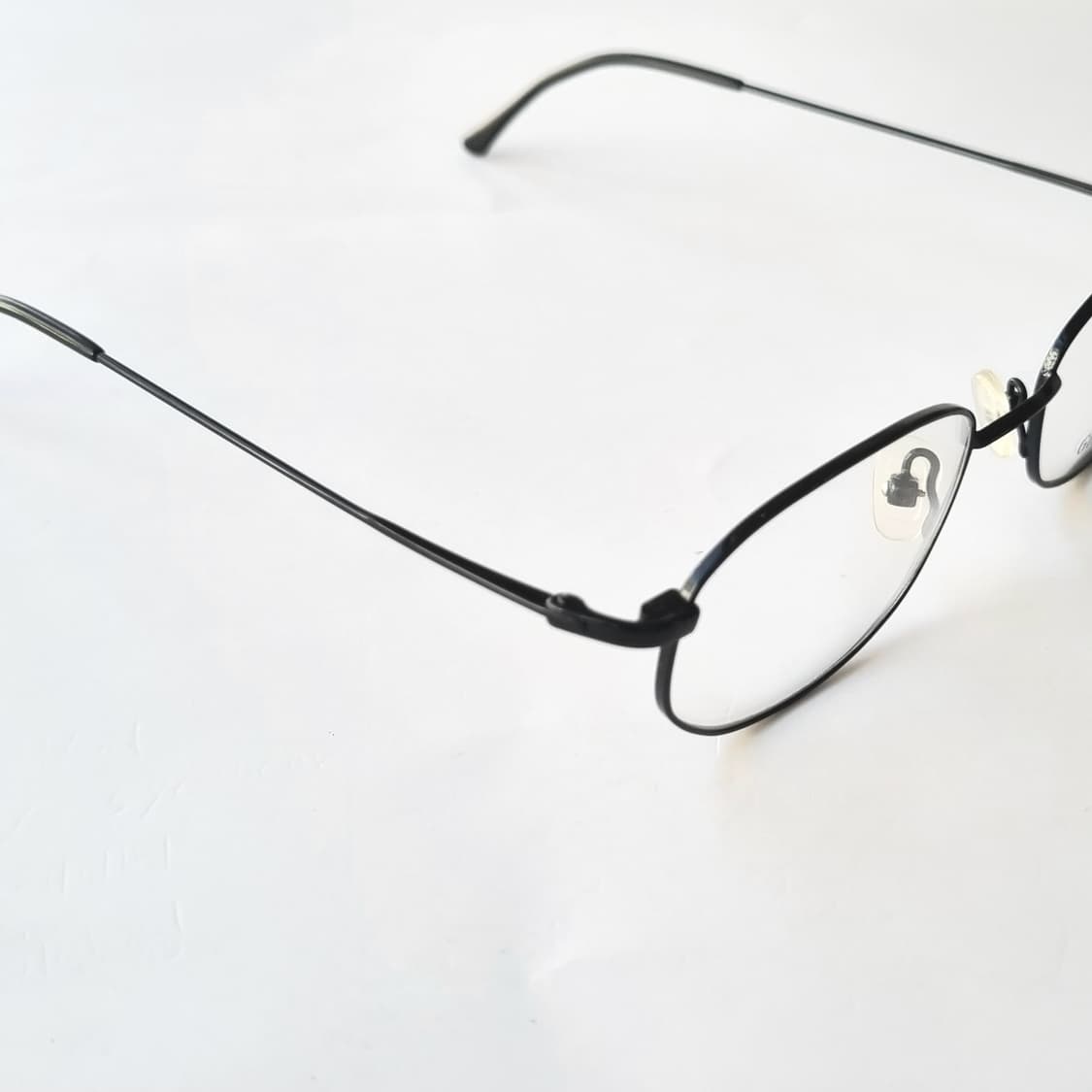 데드스탁 슬림한 라인의 긱시크 무드 안경테 753 상품이미지6