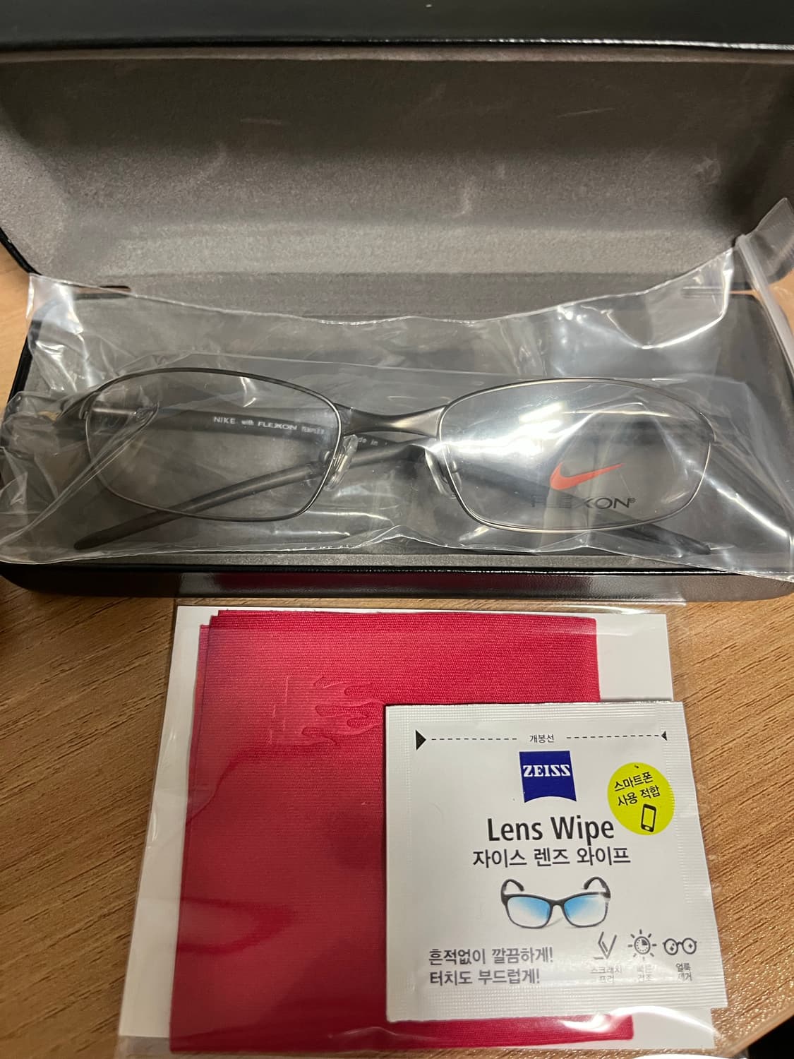 나이키 플렉슨 안경 상품이미지1