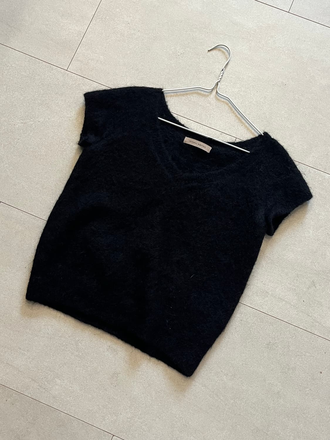 낫띵리튼 반팔 니트 상품이미지1