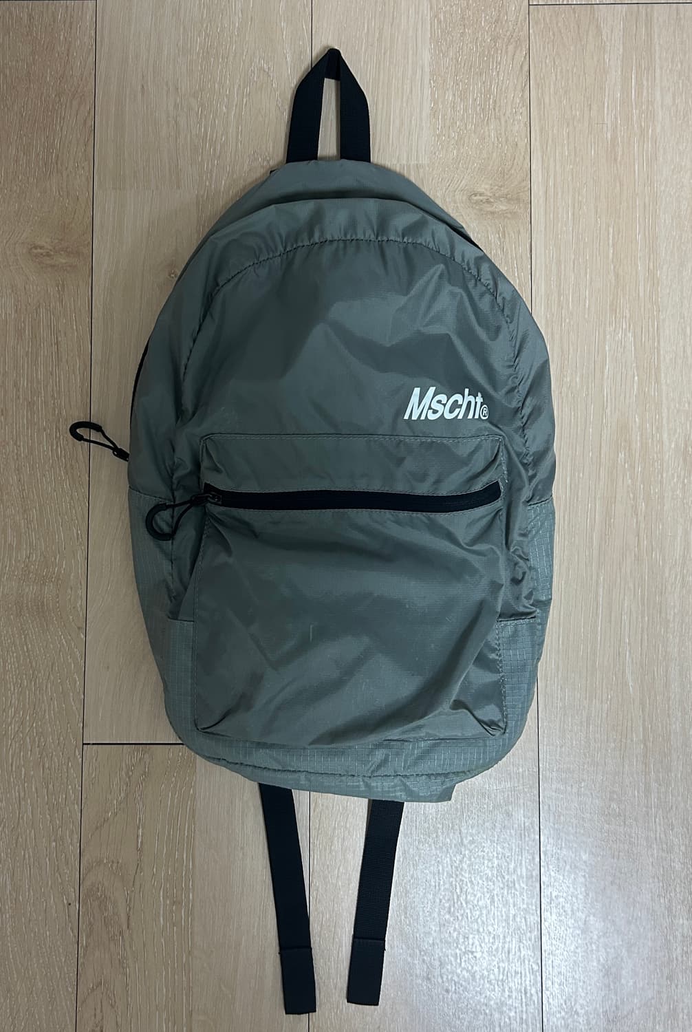 미스치프 패커블 백팩 그레이 상품이미지1
