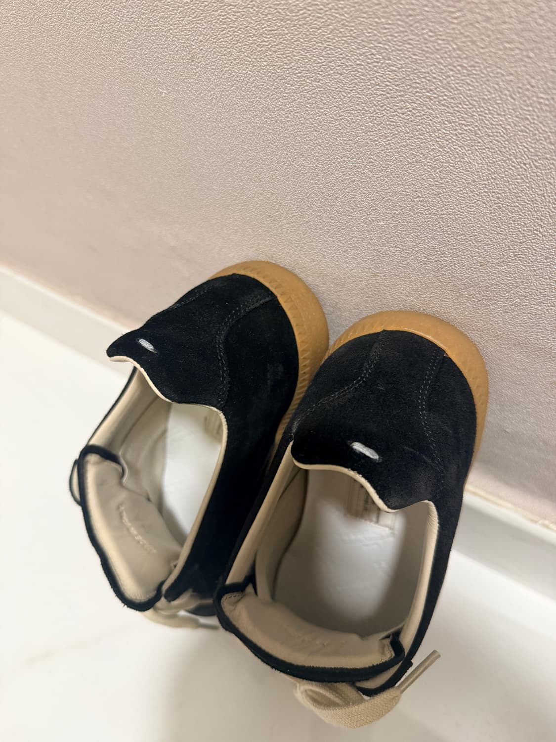 메종 마르지엘라 독일군 스니커즈 올블랙 상품이미지2