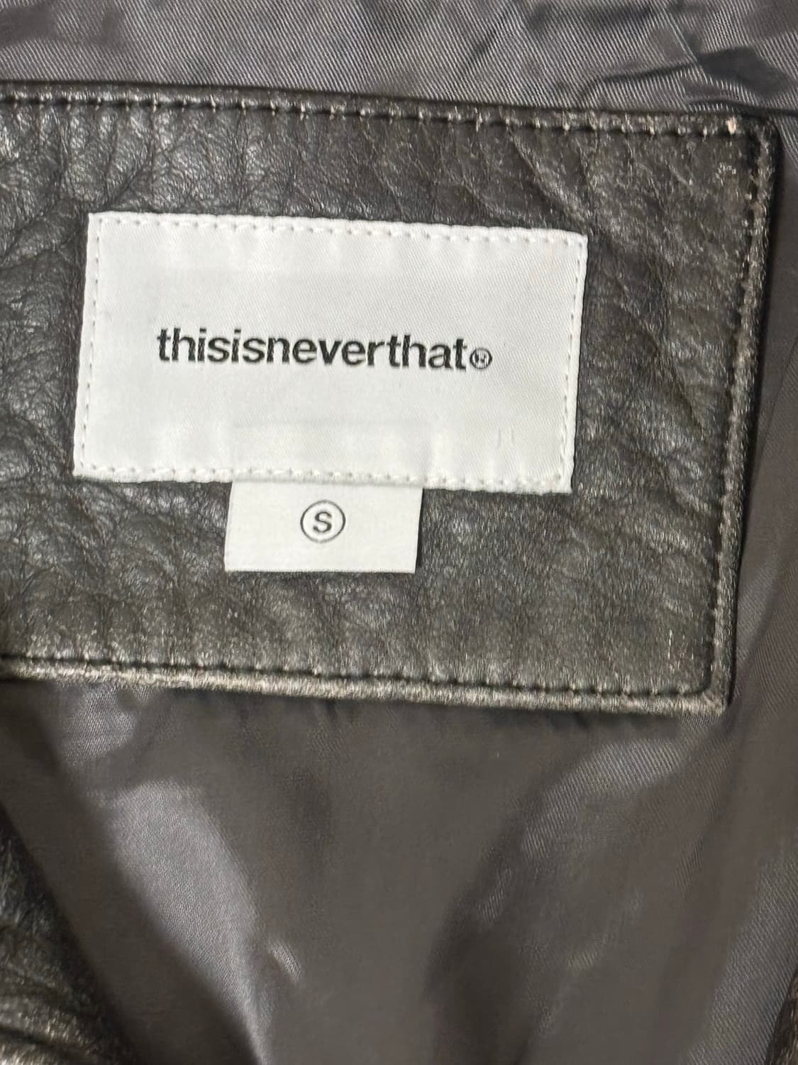 디스이즈네버댓 가죽자켓 S 사이즈 판매 상품이미지3