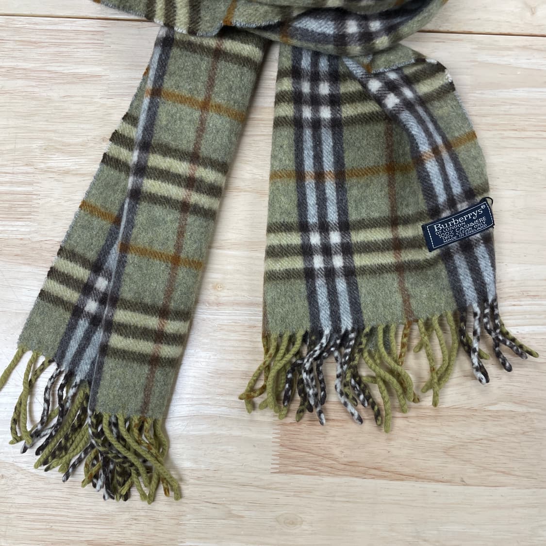 버버리 정품 캐시미어 머플러 카키 상품이미지2