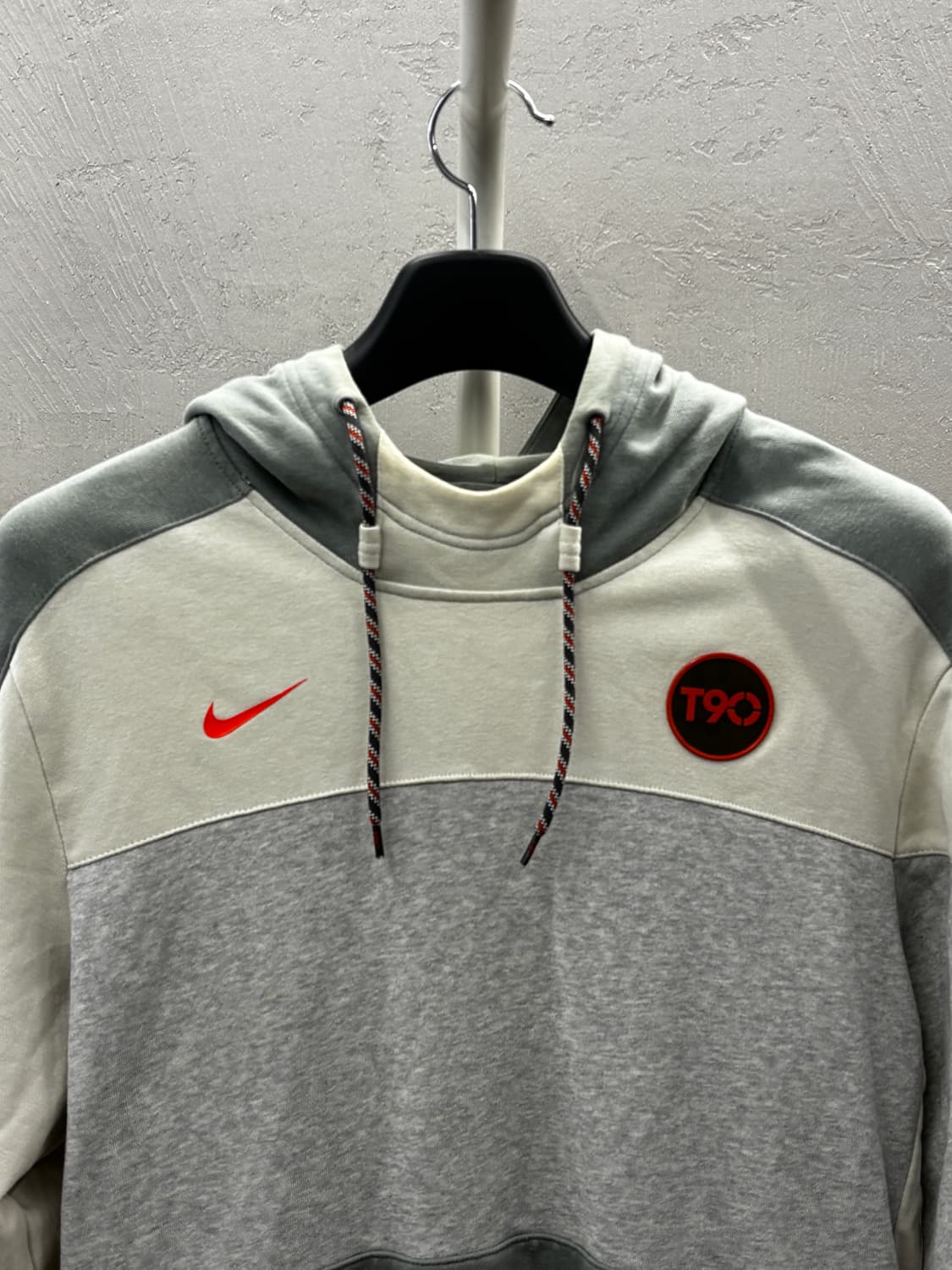 나이키 T90 후드티 L 상품이미지3