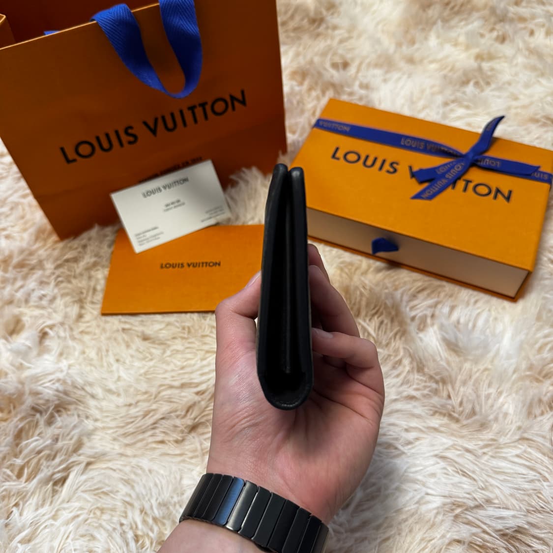 [백화점판/신형] 루이비통 모노그램 쉐도우 브라짜 장지갑 상품이미지5