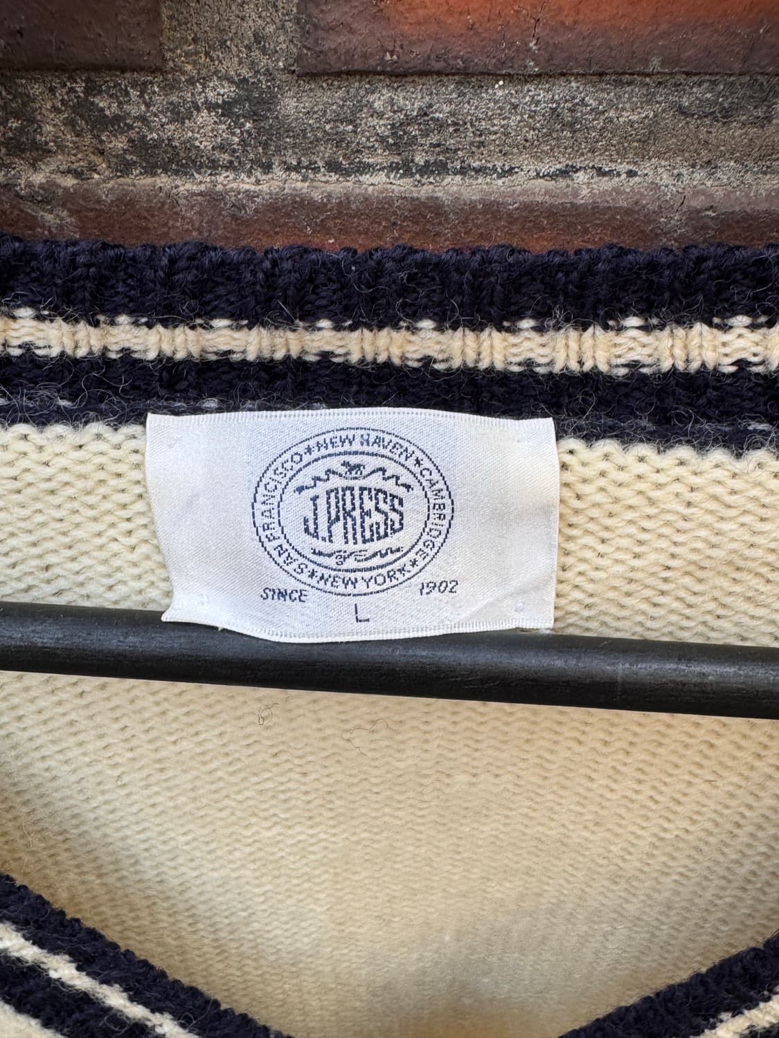 제이프레스 아이보리 브이넥 크리켓 니트 상품이미지4