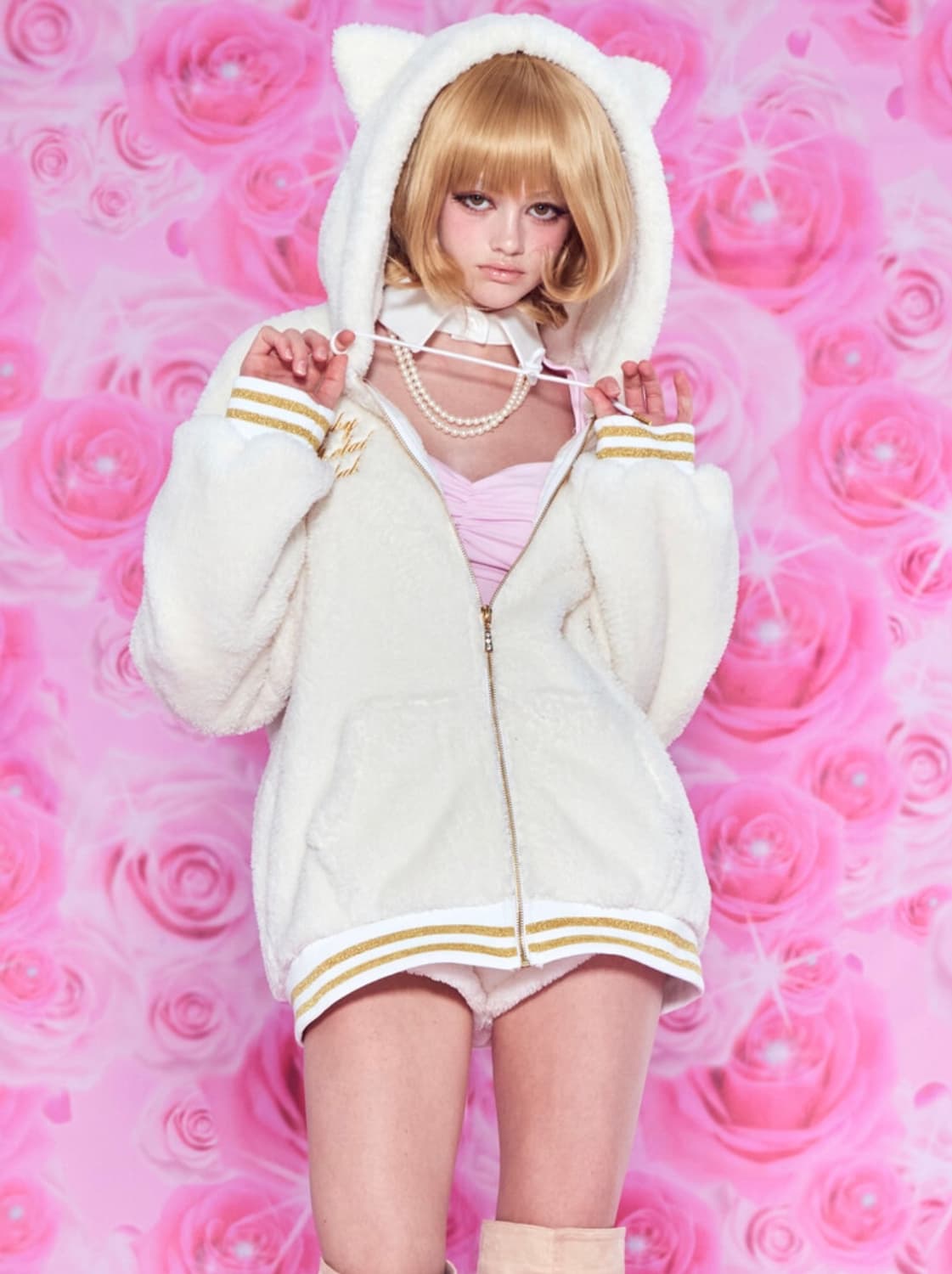 베이비메탈클럽 베메클 마시멜로 키티 퍼 자켓 아이보리 색상 판매합니다 상품이미지1