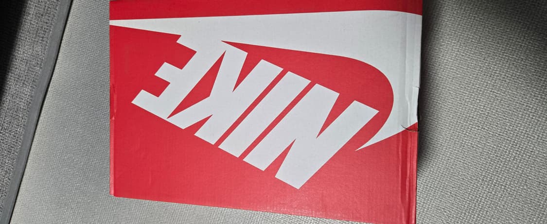 나이키 W 샥스 R4 골드 290사이즈 상품이미지8