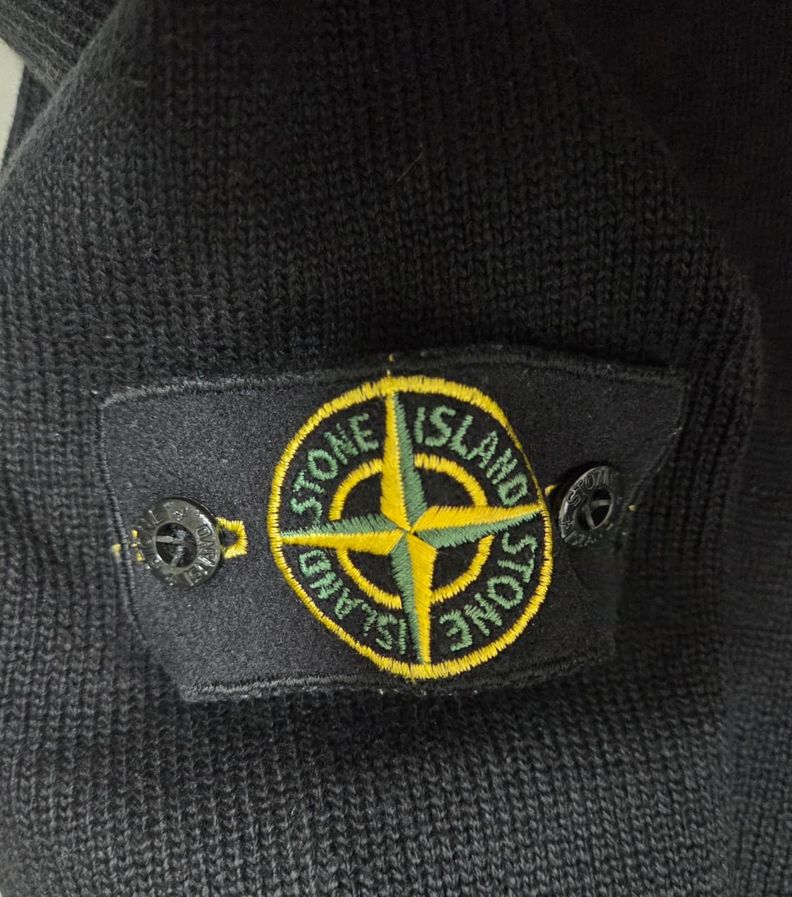 스톤아일랜드 와펜 패치 니트 상품이미지5